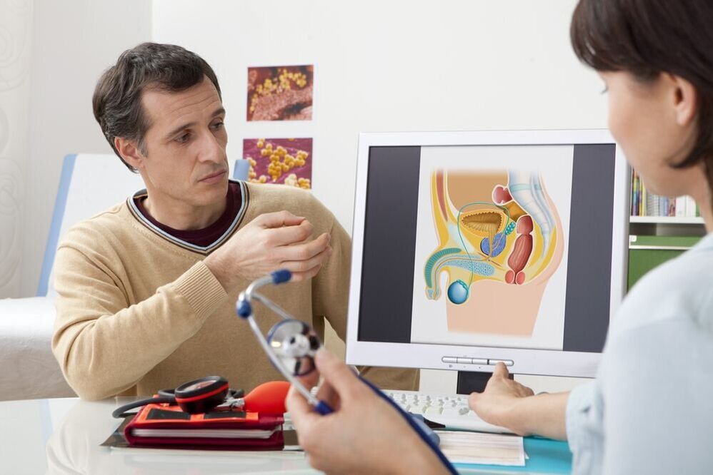 Pour prévenir la prostatite, les hommes ont besoin d'examens annuels avec un médecin. 